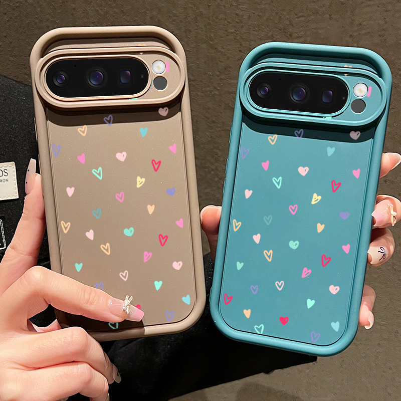 Renkli Küçük Kalpler Desenli Y - Google Pixel 9 incelemesi ve fiyatı